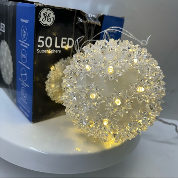 GE 5.5” Hanging Super Sphere Light Display with Twinkling Warm White LED Lights - Picture 4 of 10